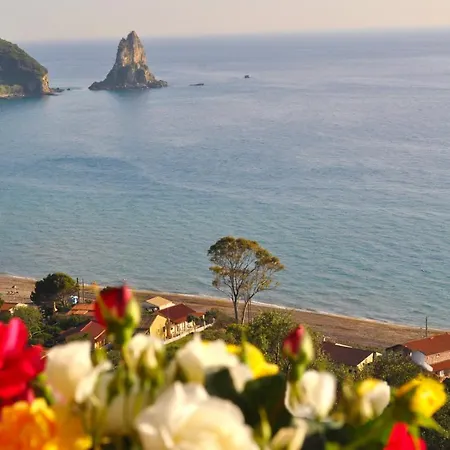 Beachfront Yannis On Agios Gordios 阿齐欧斯·贡多斯